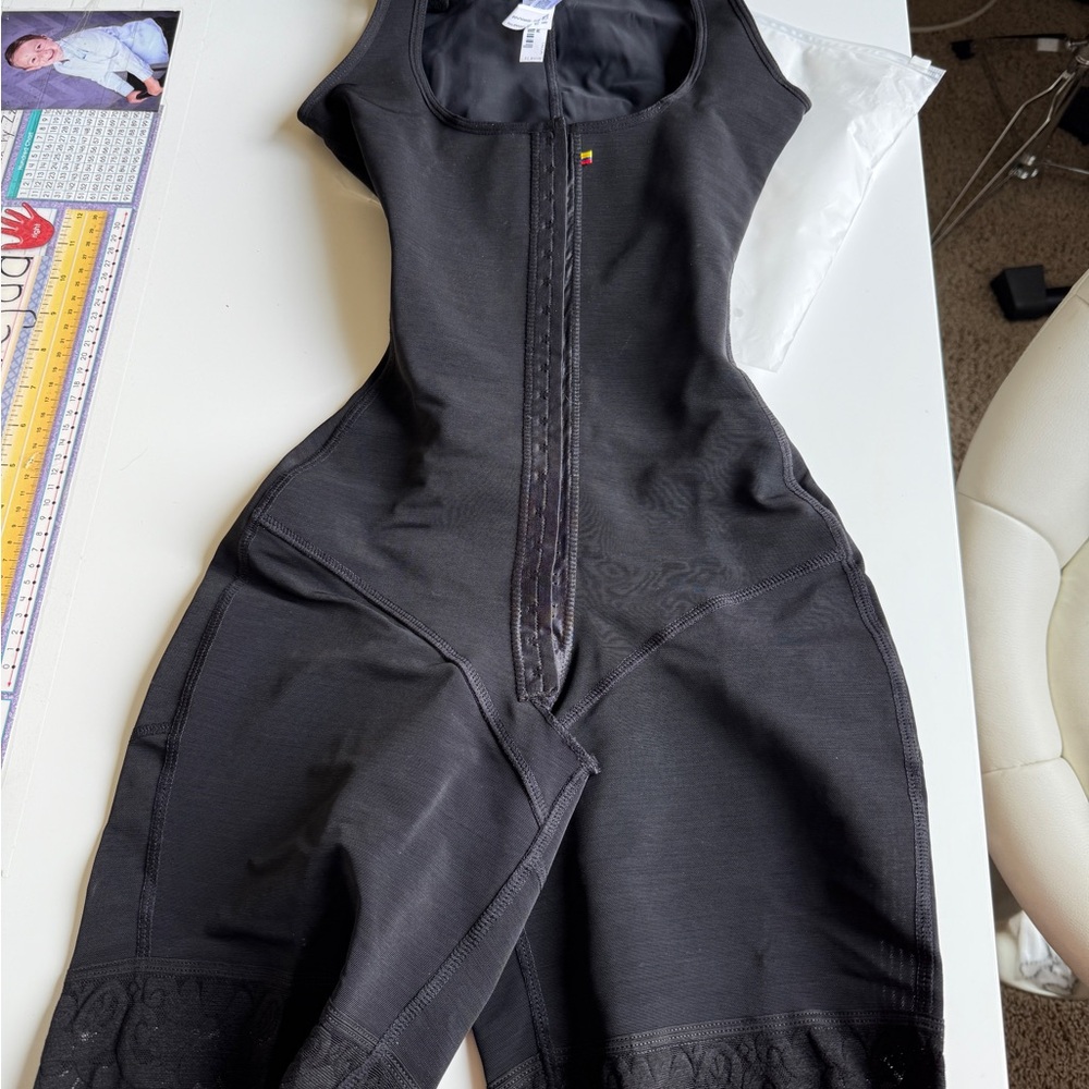 Luxeheal columbian faja brand new medium